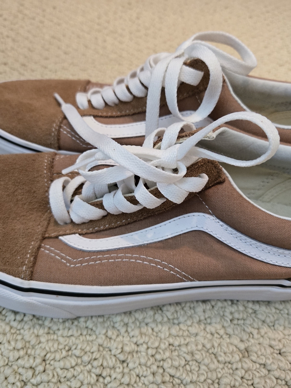 Vans Women's Low-Top Sneakers in Tan Canvas & Suede with White Stripe
